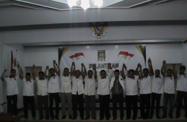 Suasana dalam pelantikan pengurus DPC PKS se-Kota Manado