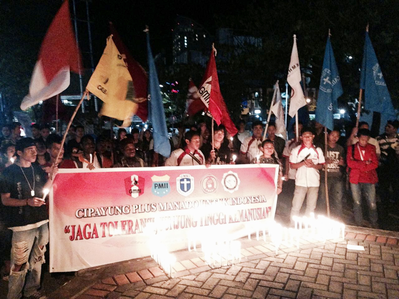 Organisasi Mahasiswa Manado (Cipayung Kota Manado) saat aksi damai