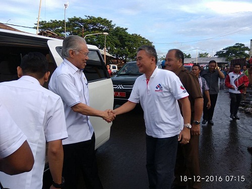 Kunjungan Menteri Perdagangan di Pasar Pinasungkulan didampingi Dirut PD Manado Ferry Keintjem